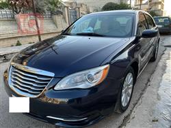 Chrysler 200
